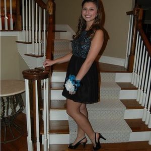 Short 20s cocktail dress